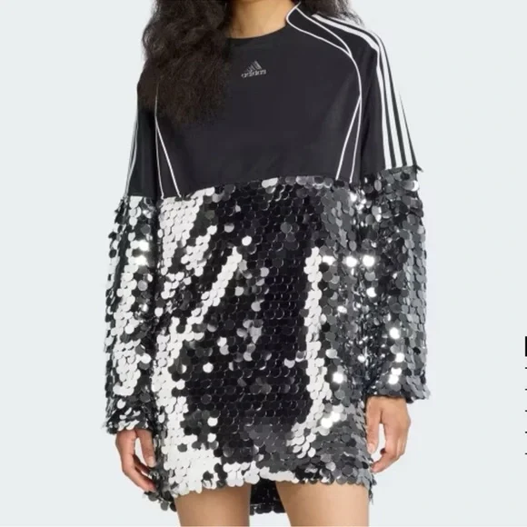 Adidas Adilenium Season 4 Teamgeist
Sequins Mini Dress - Picture 2 of 4